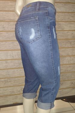 Calça Jeans Capri do 38 ao 46 Muito Mais - 2565
