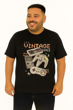 Camiseta Plus Size Vintage Cor Preto