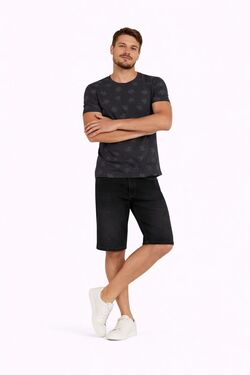 Bermuda Jeans Masculina Preta Just Fit Six One com Elastano